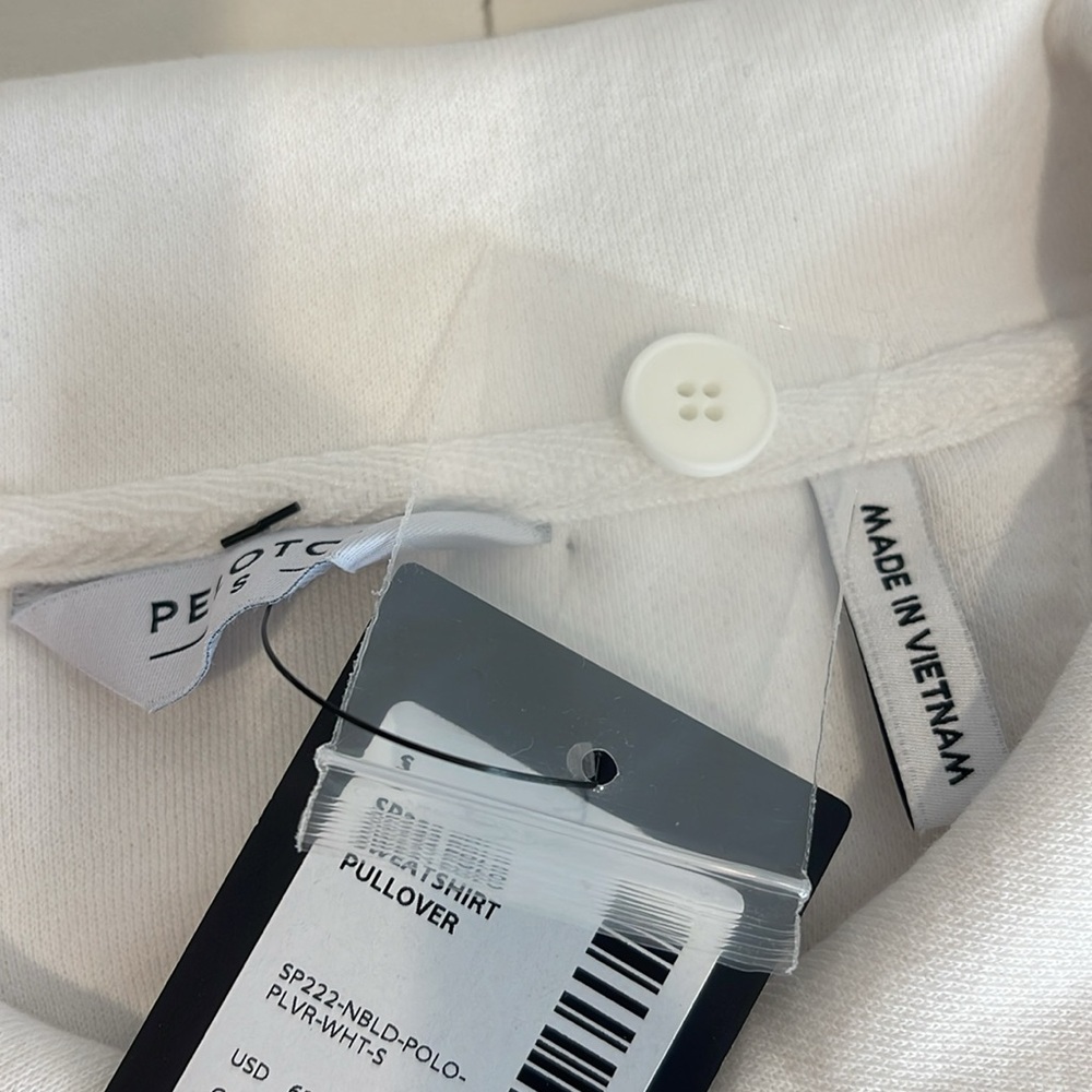 Peloton Women’s Polo Sweatshirt Pullover size S NWT White w/Graphic Back - Picture 6 of 6